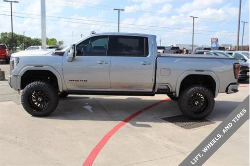 2025 GMC Sierra 2500 AT4