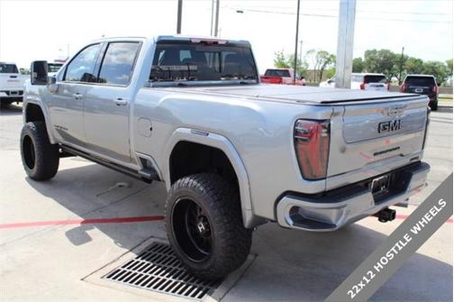 2025 GMC Sierra 2500 AT4