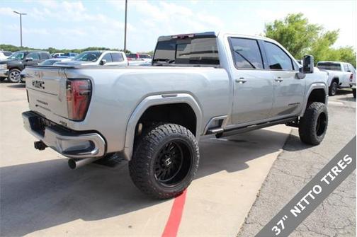 2025 GMC Sierra 2500 AT4