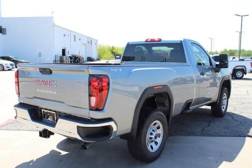 2025 GMC Sierra 2500 Base