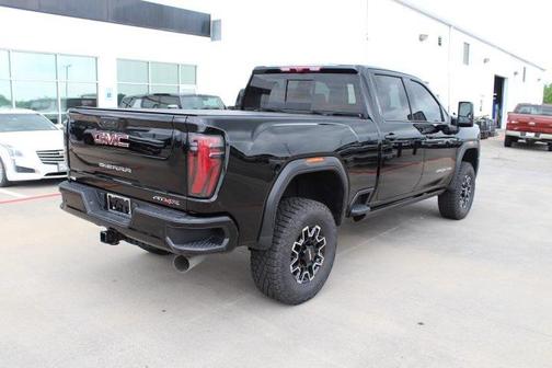 2025 GMC Sierra 2500 AT4