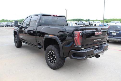 2025 GMC Sierra 2500 AT4