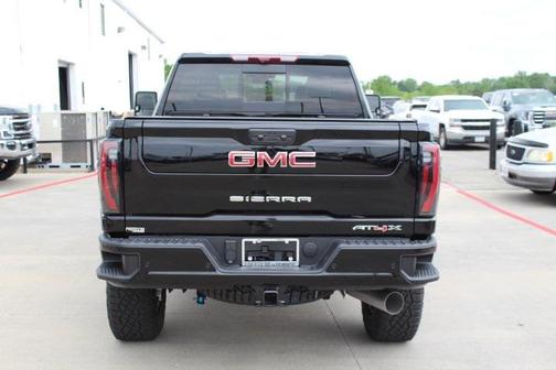2025 GMC Sierra 2500 AT4
