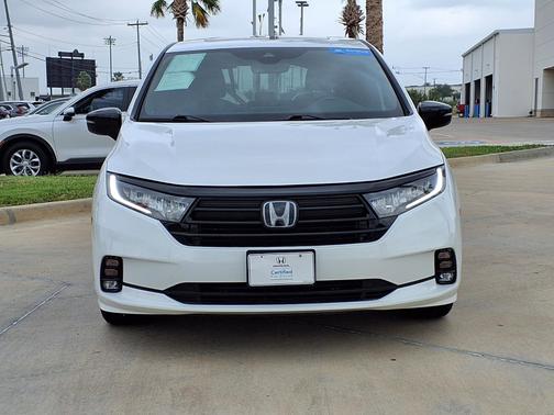 Platinum White Pearl 2024 Honda Odyssey