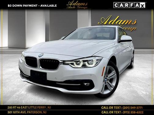 Photo 3 of 27 of 2018 BMW 330 i xDrive