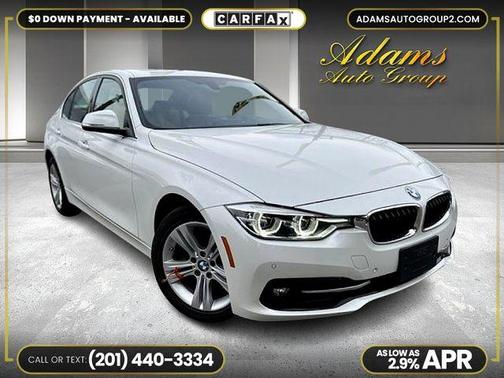 Photo 1 of 32 of 2018 BMW 330 i xDrive