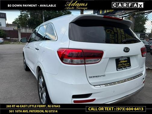 White 2018 Kia Sorento SX