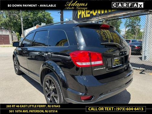 Pitch Black Clearcoat 2019 Dodge Journey SE