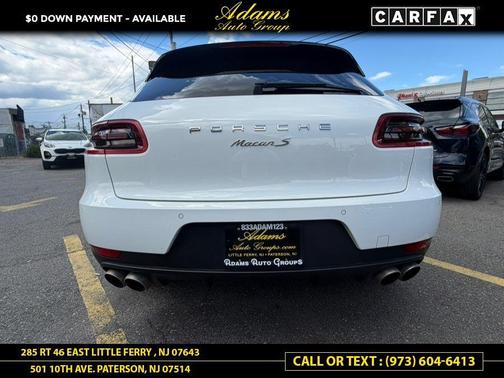 Carrara White Metallic 2018 Porsche Macan Macan