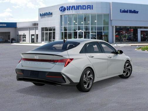 2026 Hyundai ELANTRA SEL