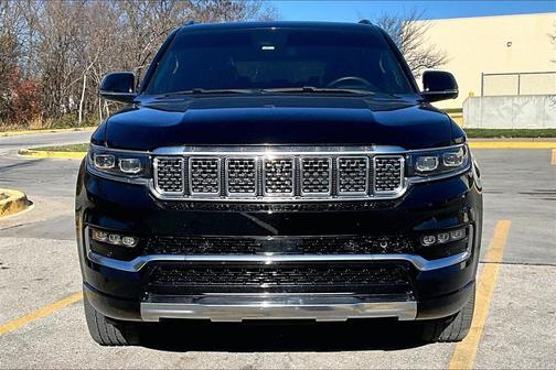 2022 Jeep Grand Wagoneer Series III