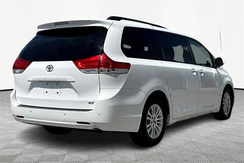 2012 Toyota Sienna Base