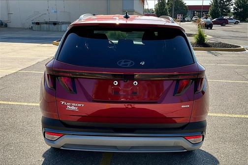2025 Hyundai TUCSON SEL