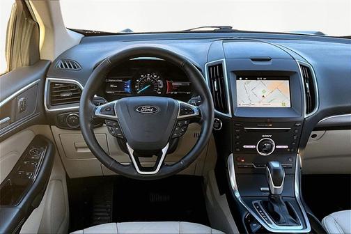 2016 Ford Edge Titanium