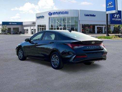 2025 Hyundai ELANTRA HEV Blue