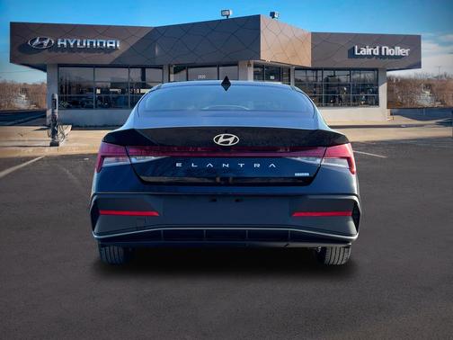 2025 Hyundai ELANTRA HEV Blue