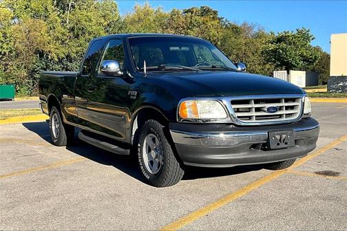 2002 Ford F-150 XLT SuperCab