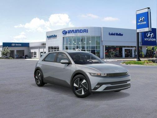 2026 Hyundai IONIQ 5 SE