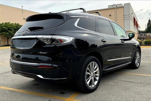 2022 Buick Enclave Avenir