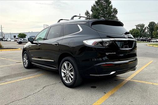 2022 Buick Enclave Avenir