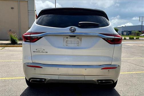 2020 Buick Enclave Essence