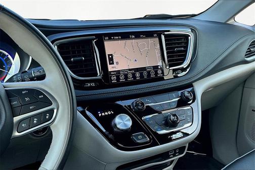 2020 Chrysler Pacifica Hybrid Limited