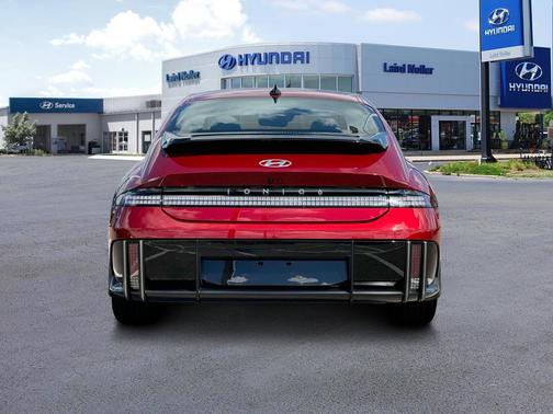 2025 Hyundai IONIQ 6 SE