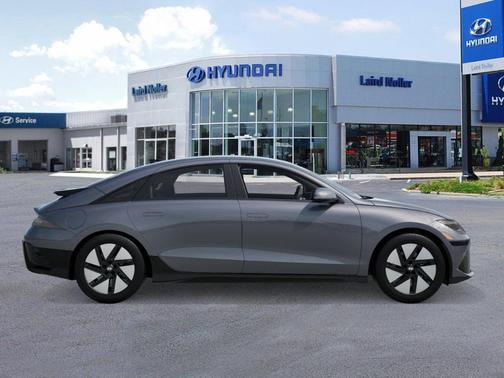 2025 Hyundai IONIQ 6 SE