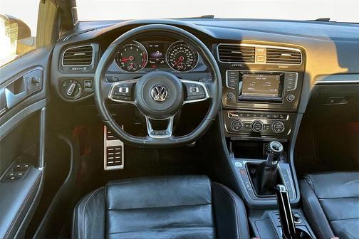 2015 Volkswagen Golf GTI AUTOBAHN