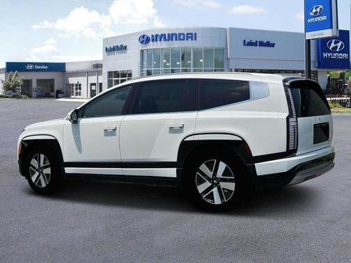 2026 Hyundai IONIQ 9 SEL