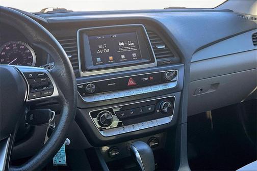 2019 Hyundai SONATA SE