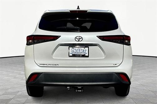 2022 Toyota Highlander LE