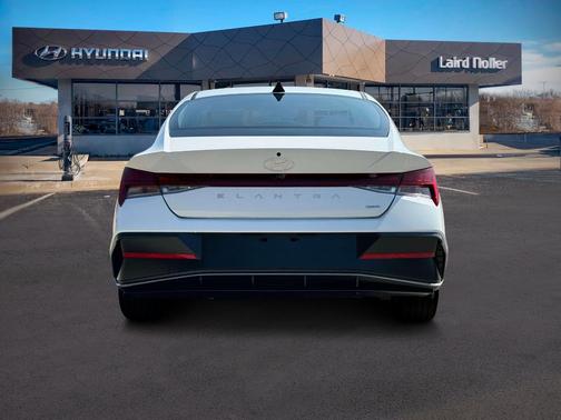2025 Hyundai ELANTRA HEV Limited