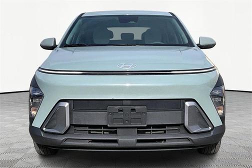 2025 Hyundai KONA SE