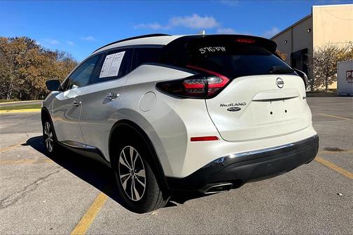 2023 Nissan Murano SV