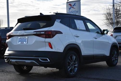 2022 Kia Seltos S
