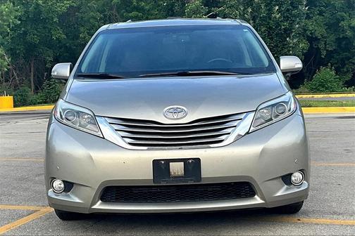 2017 Toyota Sienna Limited Premium