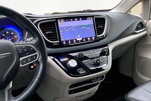 2021 Chrysler Pacifica Touring-L