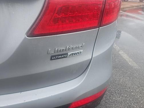 2016 Hyundai SANTA FE Limited