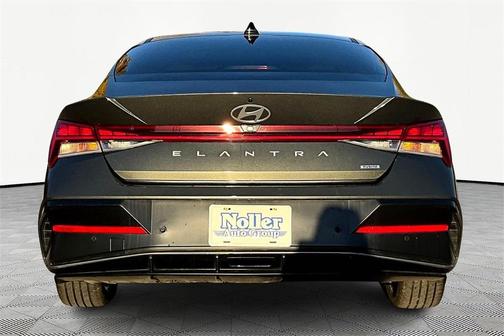 2024 Hyundai ELANTRA HEV Limited