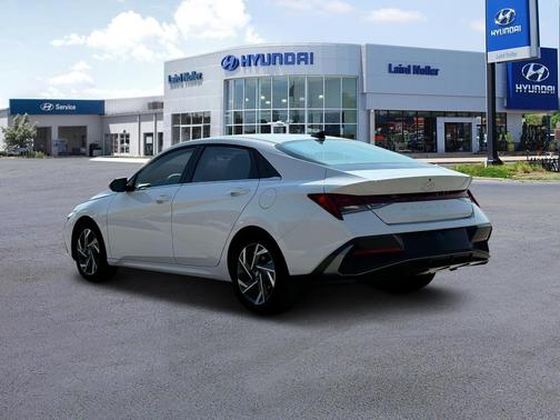 2025 Hyundai ELANTRA HEV Limited