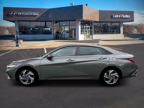 2026 Hyundai ELANTRA Limited