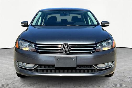 2015 Volkswagen Passat 1.8T Limited Edition