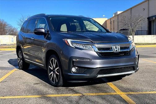 2019 Honda Pilot Touring 8-Passenger