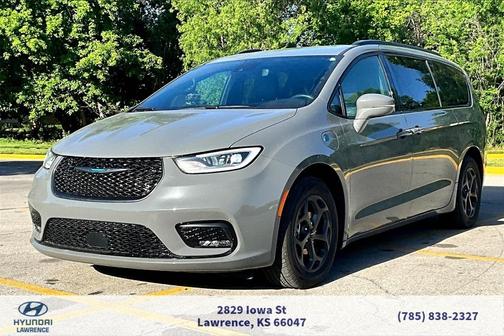 2021 Chrysler Pacifica Hybrid Limited