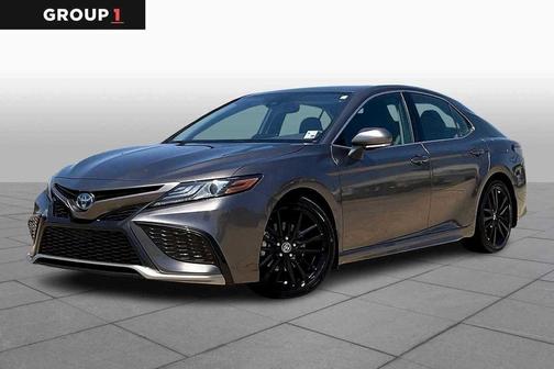 2023 Toyota Camry Hybrid XSE