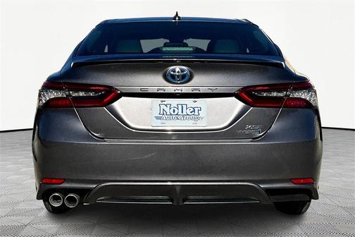 2023 Toyota Camry Hybrid XSE