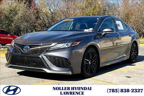 2023 Toyota Camry Hybrid XSE