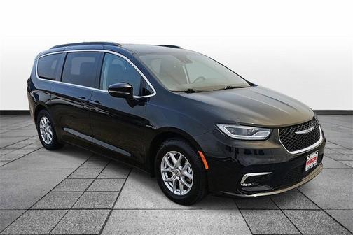 2022 Chrysler Pacifica Touring-L