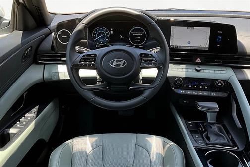 2025 Hyundai ELANTRA HEV Limited